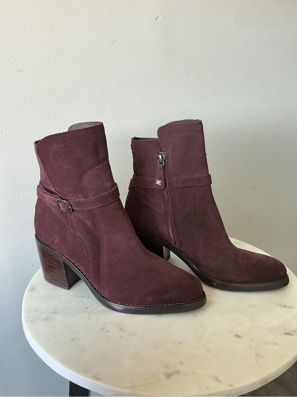 Sam Edelman ankle booties 7.5 burgundy suede block heel buckle zip boot